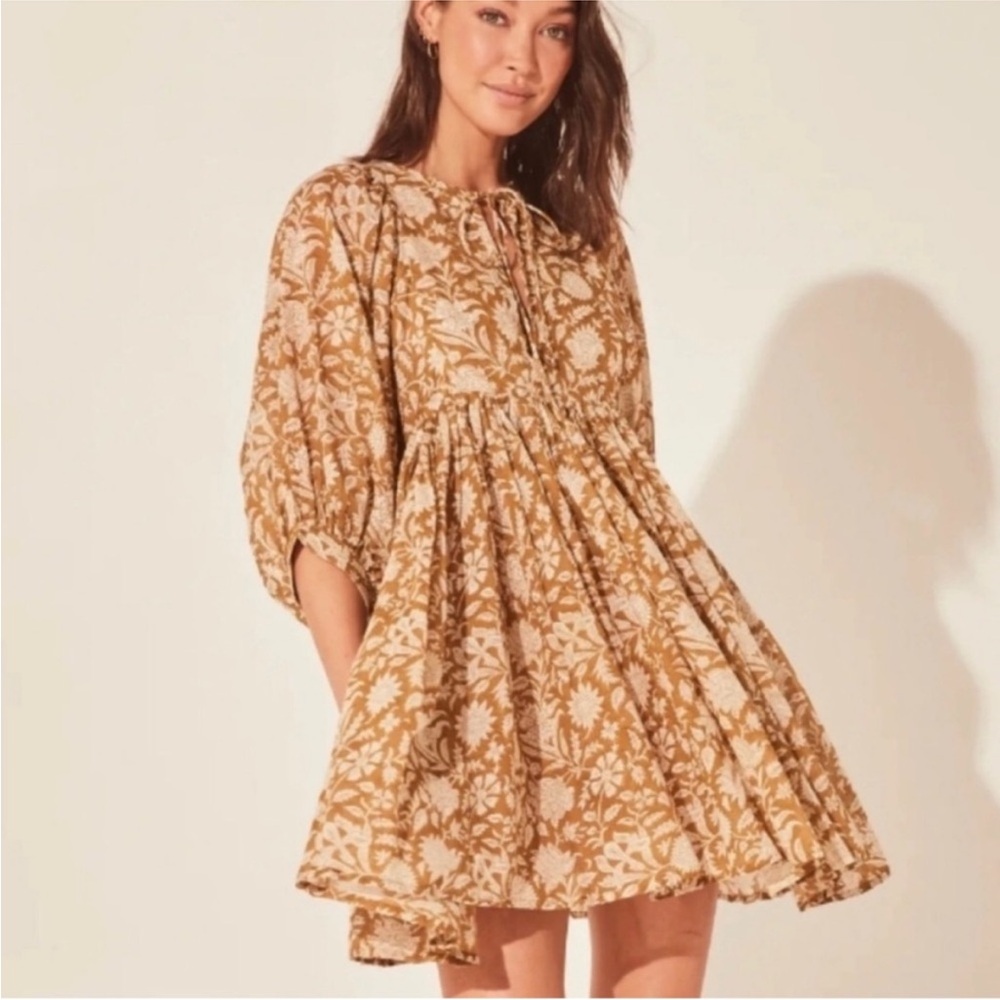 NATURAL LIFE Floral Mini Dress in Brown and Cream